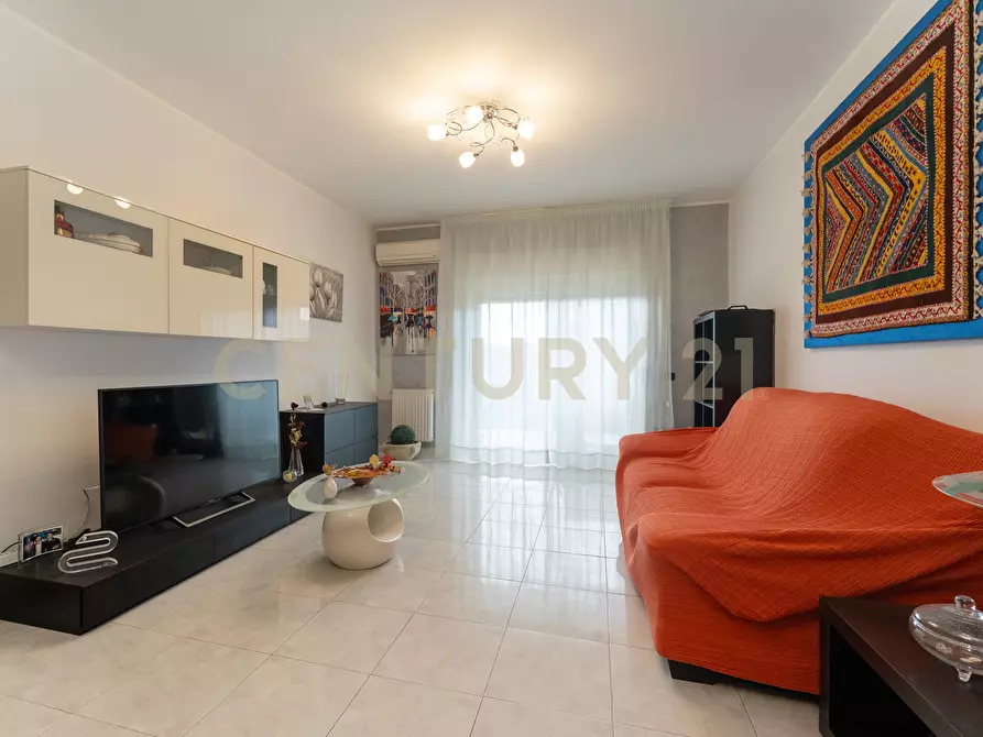 Immagine 7 di Quadrilocale in vendita  in Via Giolitti Giovanni SNC a Gravina Di Catania