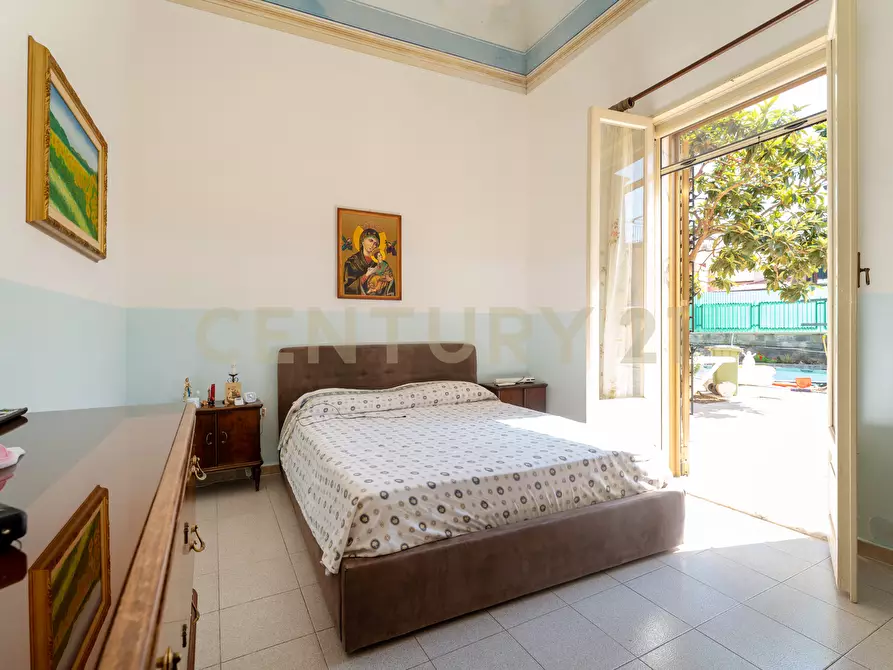 Immagine 18 di Villa in vendita  in Via Quartiere Longo 18 a Aci Castello