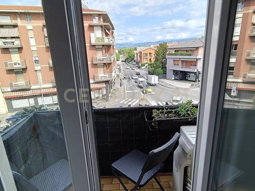 Immagine 21 di Pentalocale in vendita  in Stradone Santa Lucia 109 a Verona