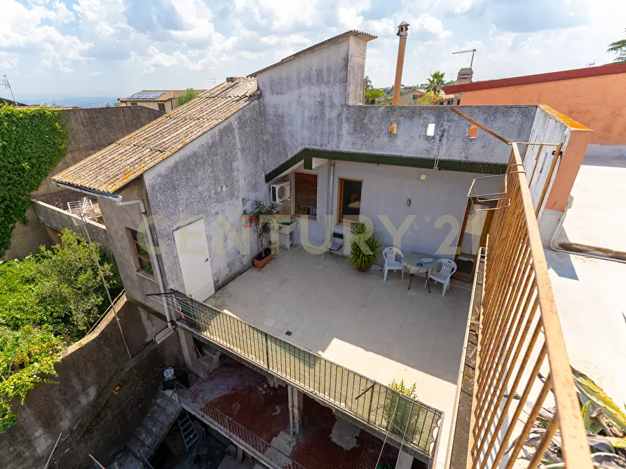 Immagine 33 di Casa semindipendente in vendita  in Via Duca degli Abruzzi 105 a San Giovanni La Punta