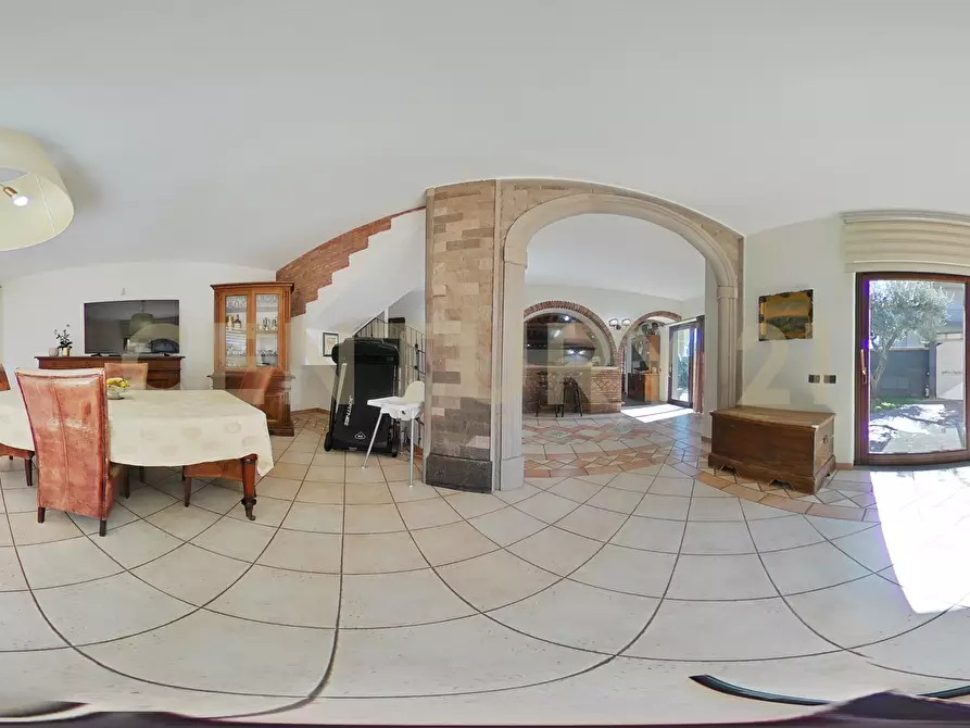 Immagine 43 di Casa indipendente in vendita  in Via Alessandria 80 a San Giovanni La Punta