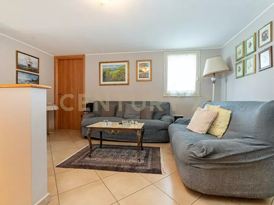 Immagine 33 di Pentalocale in vendita  in Via Acquedotto Greco 248 a Catania