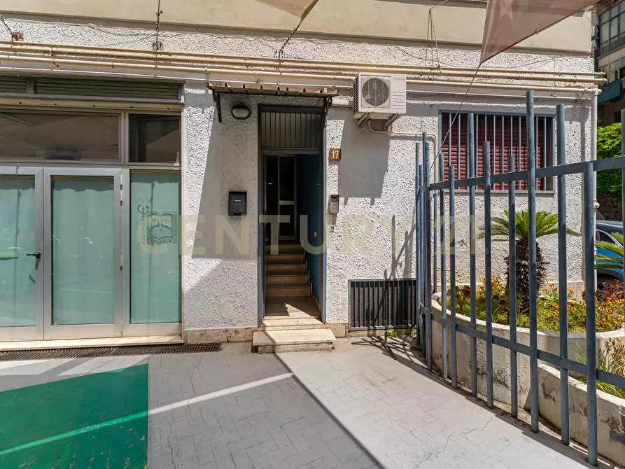 Immagine 4 di Ufficio in vendita  in Via Grazia Deledda 17/A a Catania