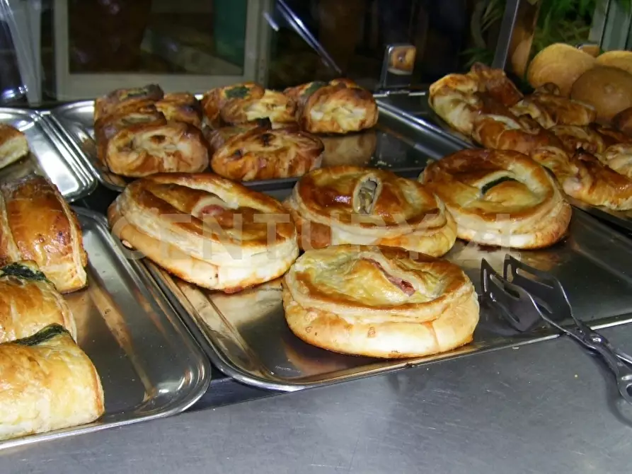 Immagine 9 di Pizzeria / Pub in vendita  in Via della Regione 1 a San Giovanni La Punta