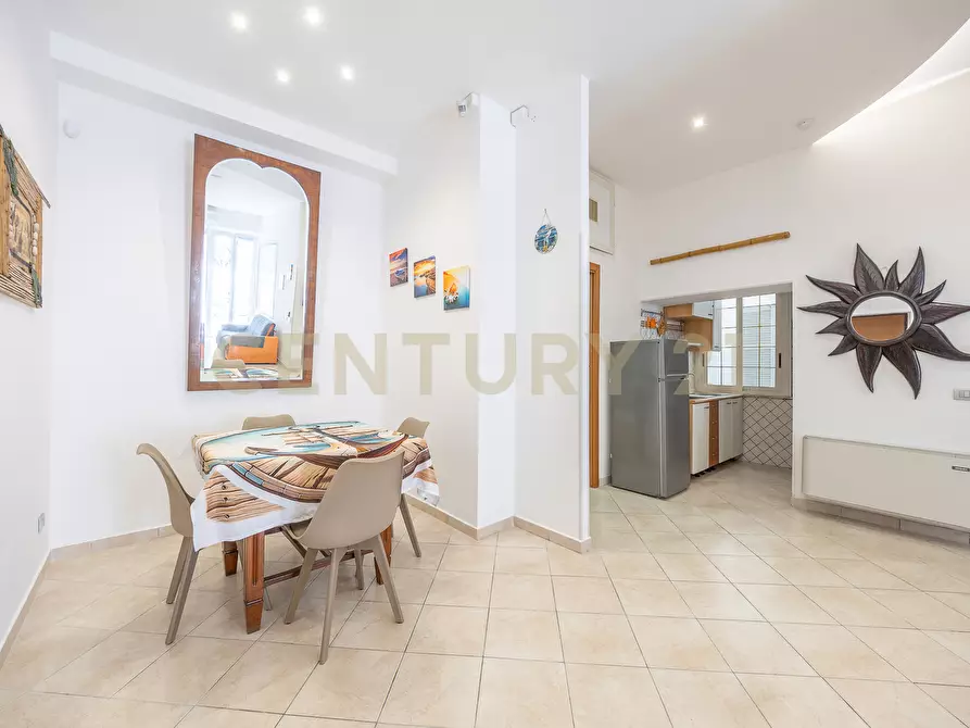 Immagine 3 di Trilocale in vendita  in Piazza Pia 10 a Anzio