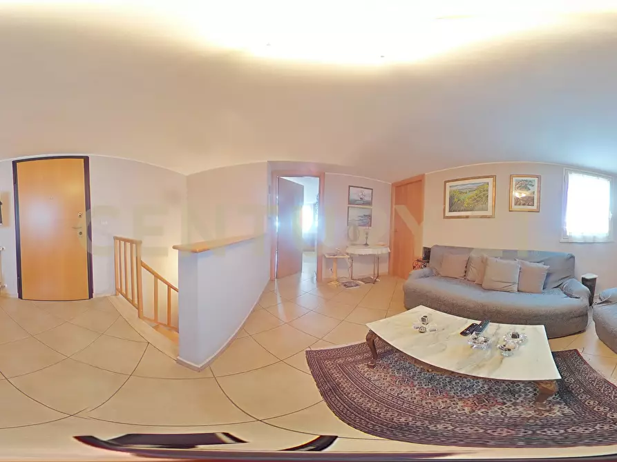 Immagine 57 di Pentalocale in vendita  in Via Acquedotto Greco 248 a Catania