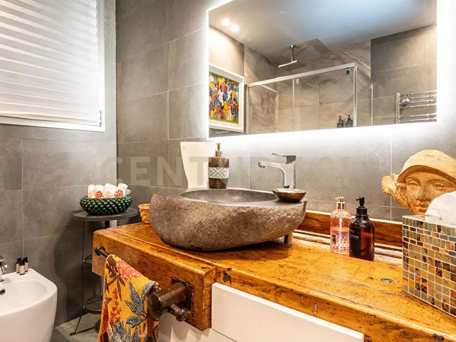 Immagine 12 di Villa in vendita  in Via Monpeluso 8 a Nicolosi