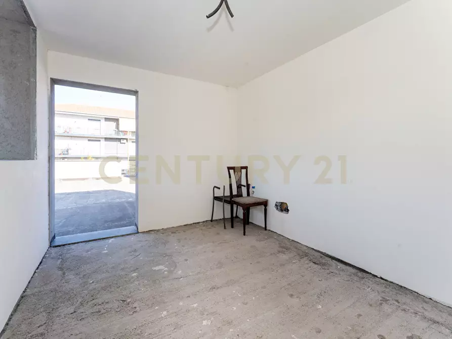 Immagine 26 di Locale commerciale in vendita  in Via Alfred Nobel snc a Misterbianco