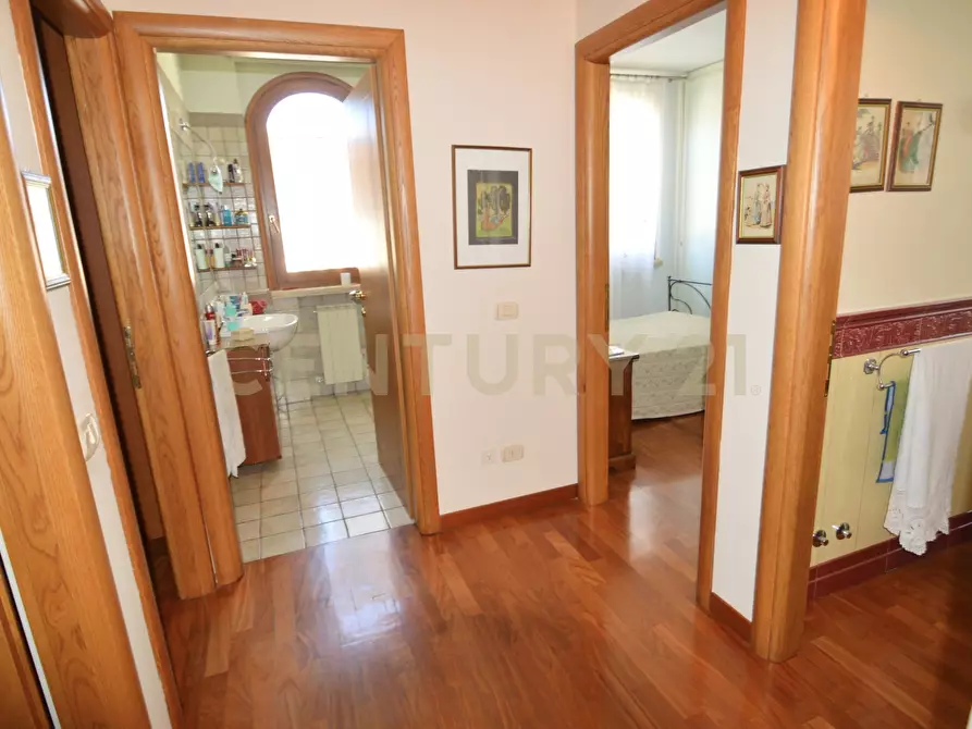 Immagine 18 di Villa in vendita  a Grosseto