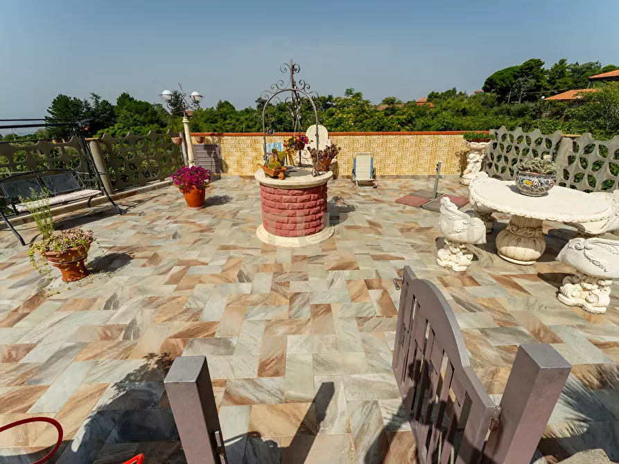 Immagine 11 di Villa in vendita  in Strada Provinciale 158 a Biancavilla