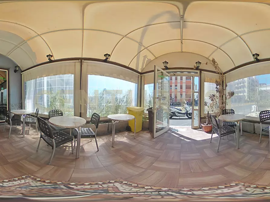 Immagine 34 di Bar / Ristorante in vendita  in Via Milo 10 a Catania