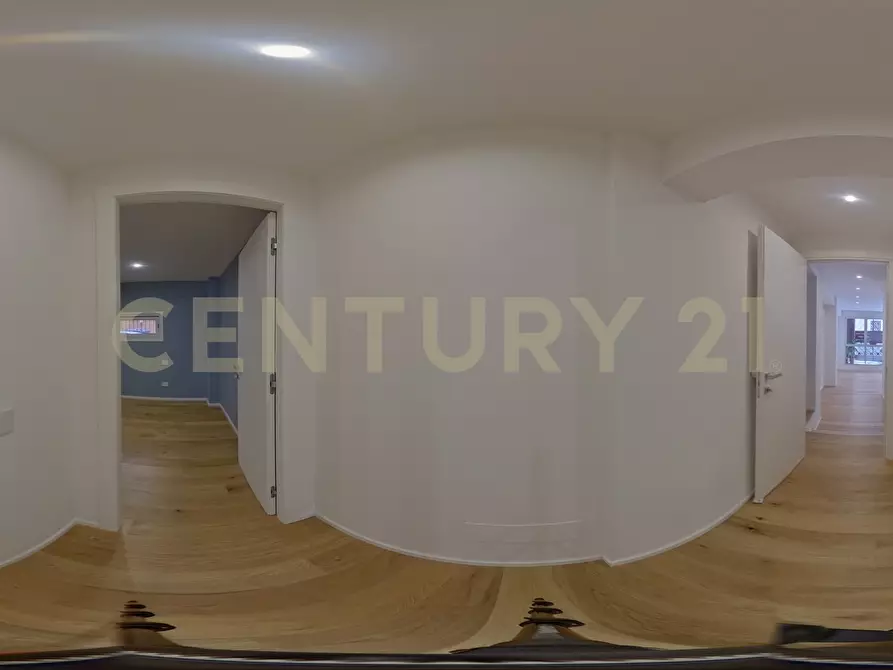 Immagine 18 di Loft/Open space in vendita  in Via dell'Olmata 30 a Roma