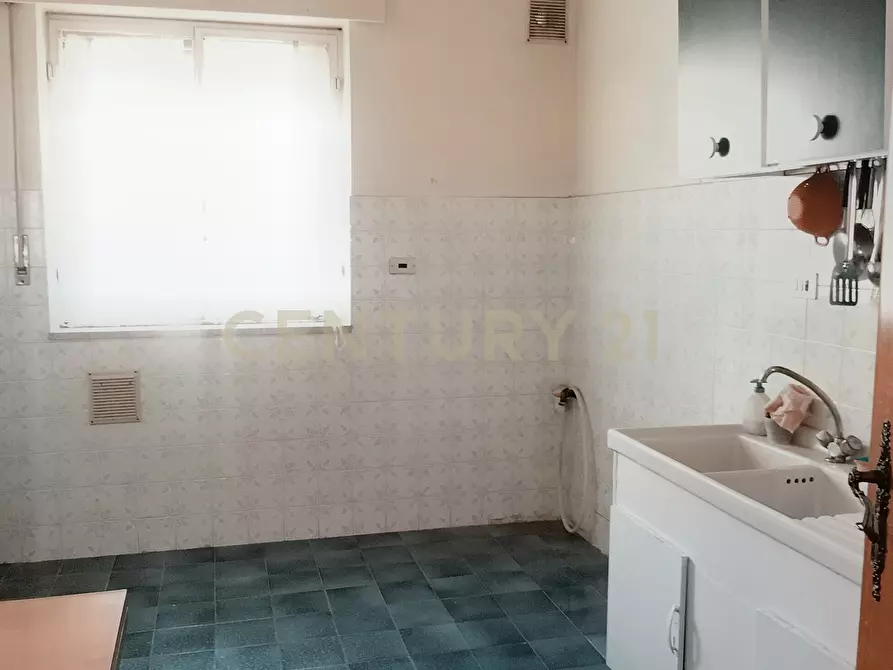 Immagine 4 di Pentalocale in vendita  in Via Monte Cencio 1 a Ragusa
