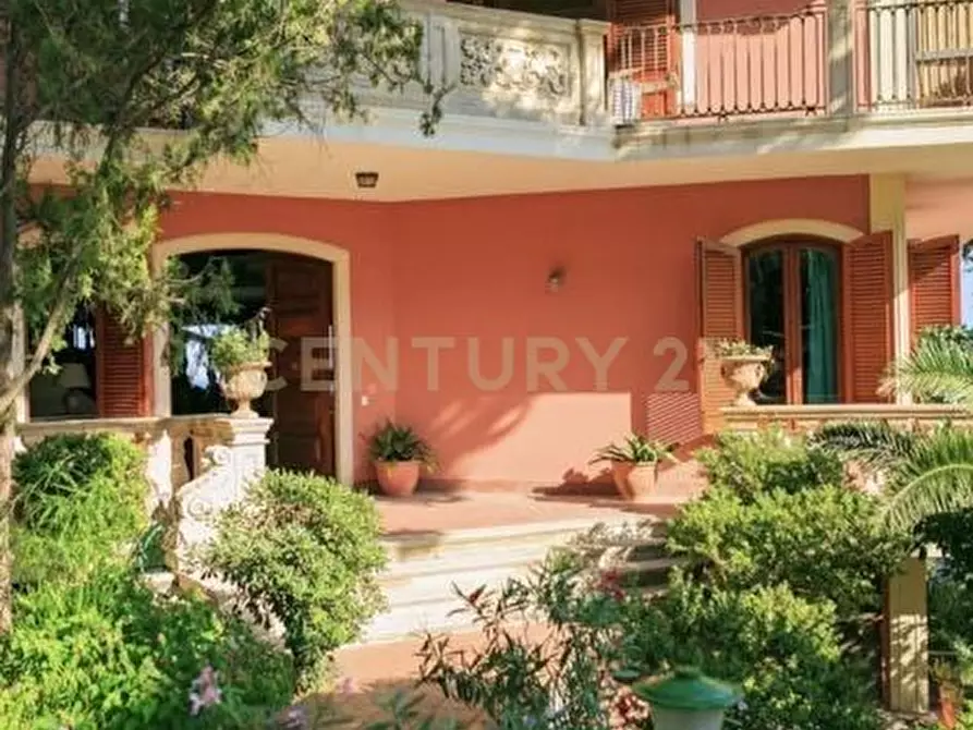 Immagine 54 di Villa in vendita  in manzella sn a Aci Castello