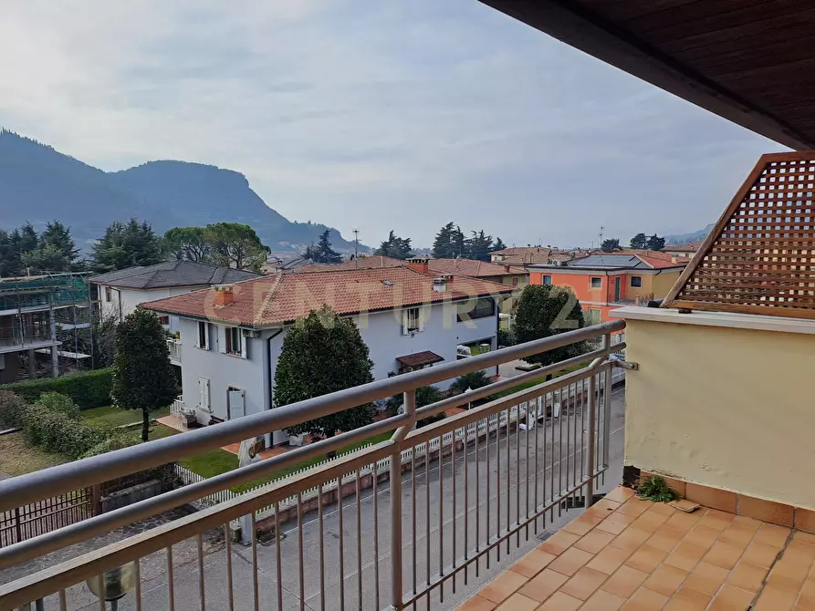 Immagine 14 di Quadrilocale in vendita  in Via Vittorio Monese 3 a Garda