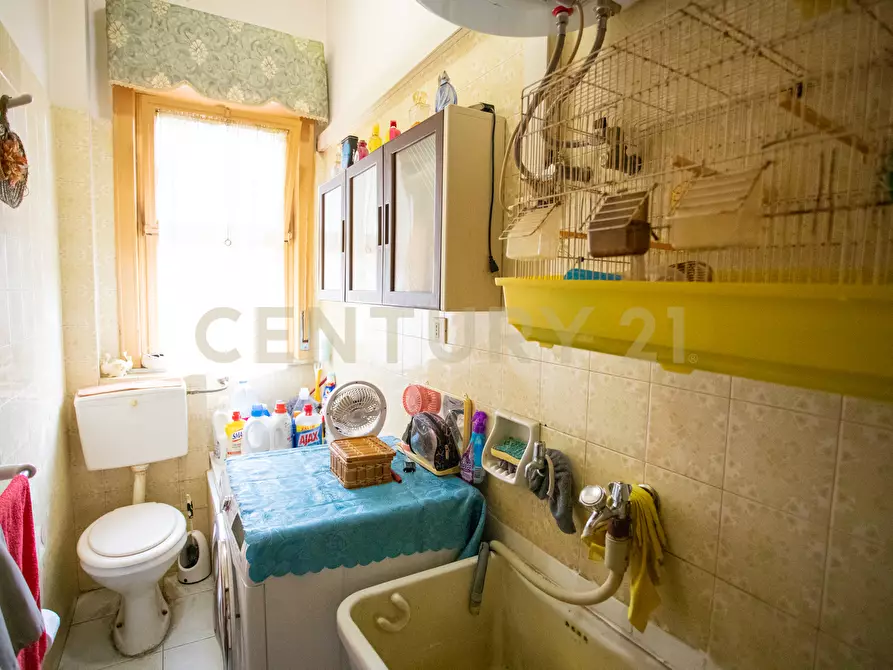 Immagine 20 di Trilocale in vendita  in Via Francesco Guglielmino 18 a Catania