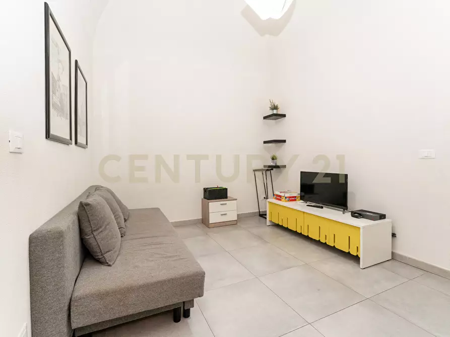 Immagine 25 di Bilocale in vendita  in Via Grimaldi 114 a Catania