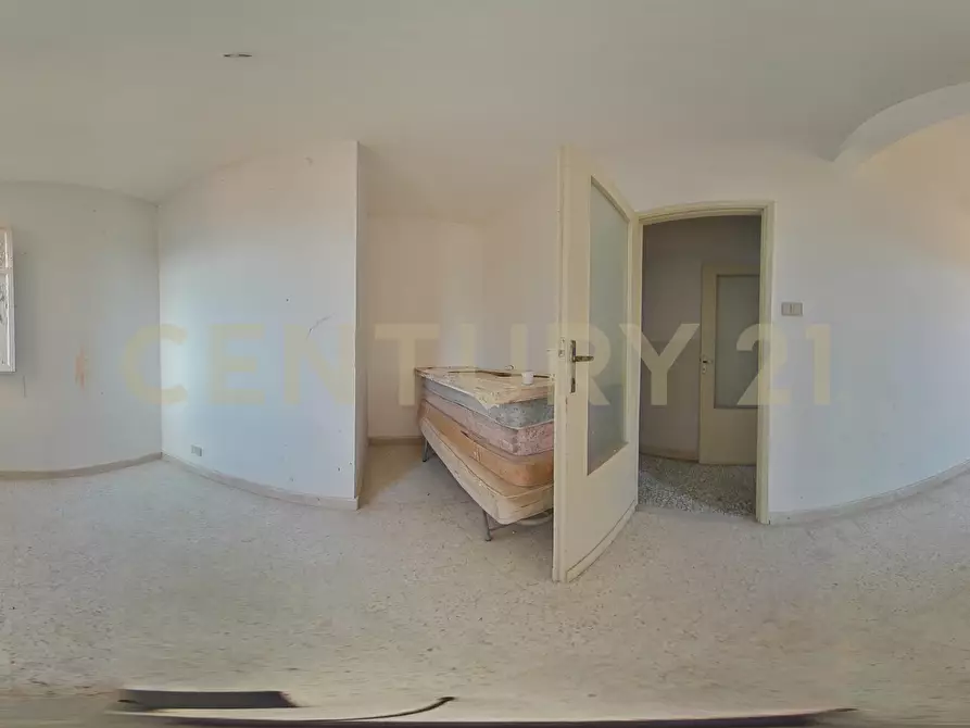 Immagine 72 di Pentalocale in vendita  in Piazza Spedini 8 a Catania