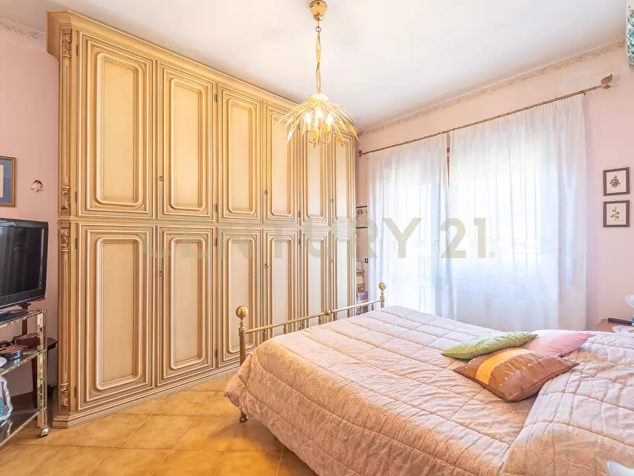 Immagine 7 di Attico in vendita  in Via di Torre Morena 100 a Roma