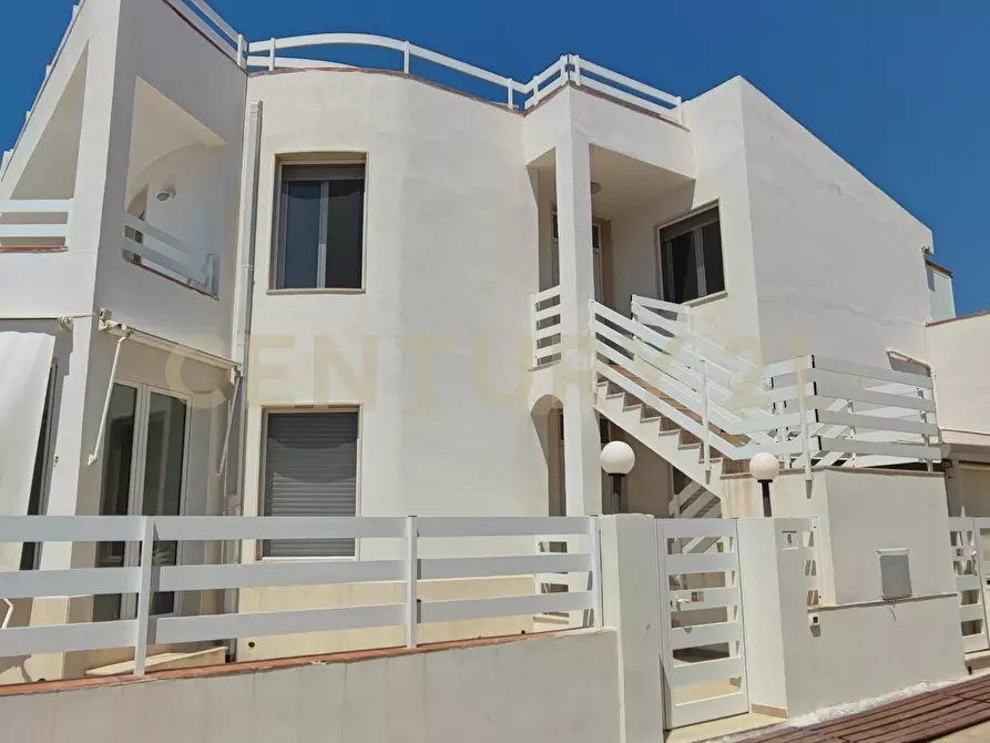 Immagine 5 di Villa in vendita  in VIA DEI CANALOTTI 91 a Ragusa