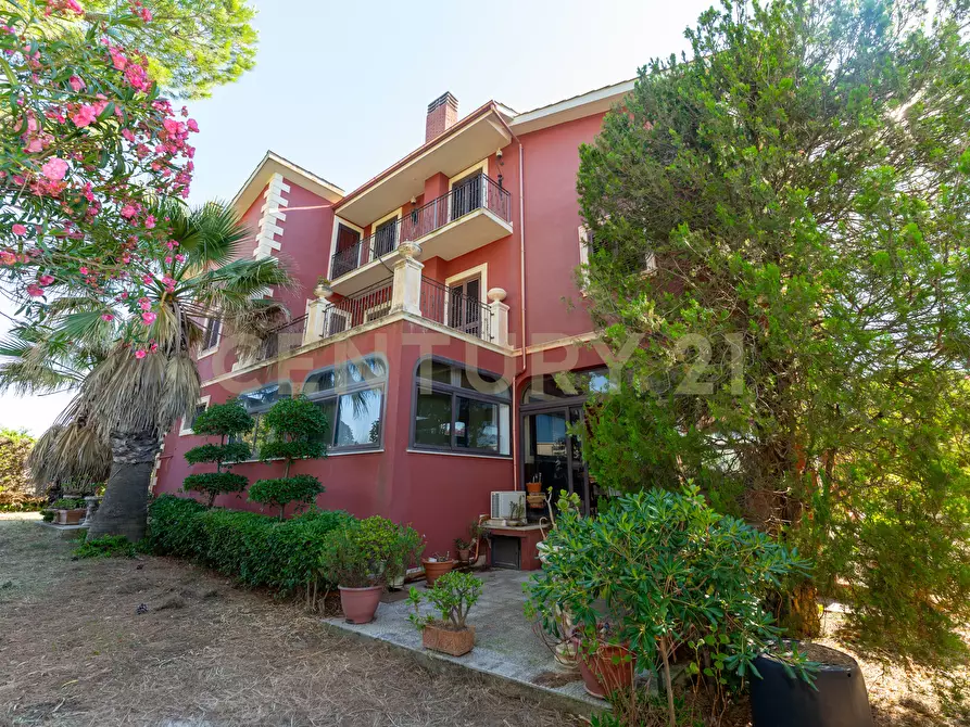 Immagine 27 di Villa in vendita  in Via Ottavia Penna 50 a Caltagirone