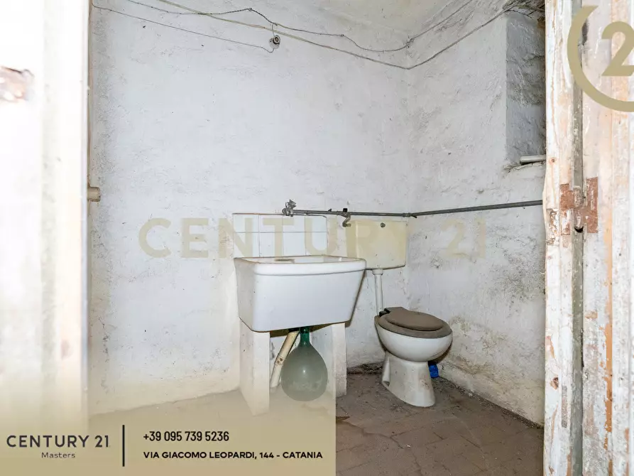 Immagine 17 di Rustico / casale in vendita  in Via Alessandro Manzoni 152 a Viagrande