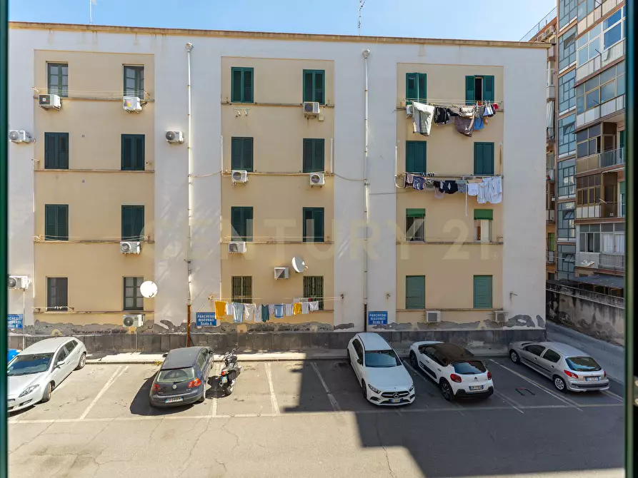Immagine 34 di Trilocale in vendita  in Via duca degli abruzzi 47 a Catania