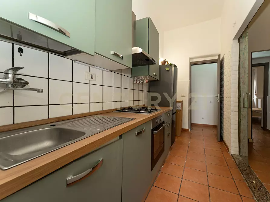 Immagine 10 di Trilocale in vendita  in Via Napoli 43 a Catania