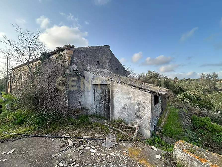 Immagine 11 di Terreno agricolo in vendita  in Via Giovanni Verga 1/A a Misterbianco