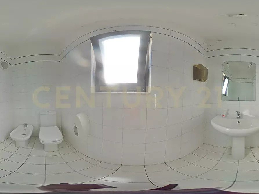 Immagine 60 di Ufficio in vendita  in Stradale Cravone 3 a Catania