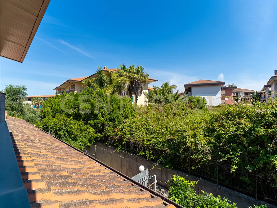 Immagine 11 di Porzione di casa in vendita  in Via degli Ulivi 9 a Tremestieri Etneo