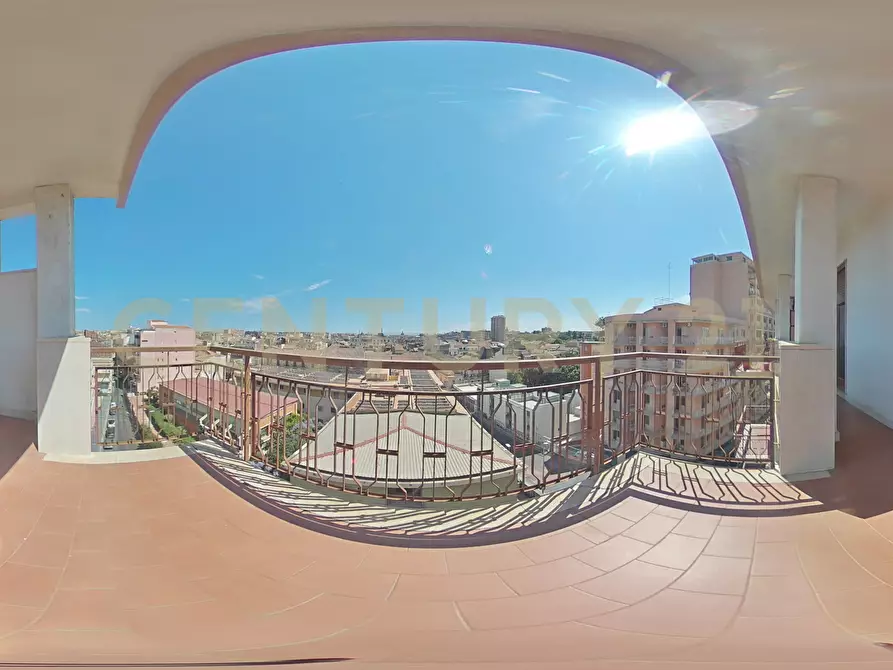 Immagine 56 di Pentalocale in vendita  in Via Redentore 15 a Catania