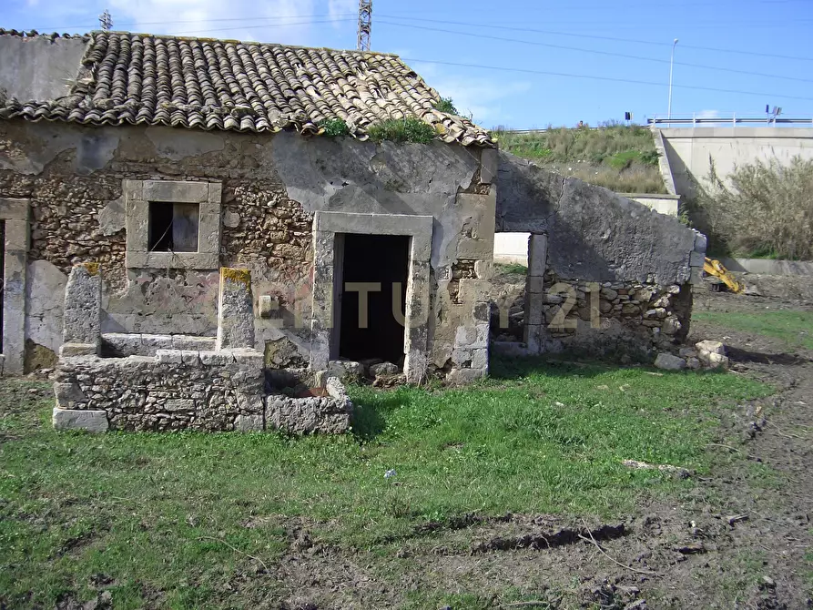 Immagine 13 di Terreno industriale in vendita  in Viale Pantanelli a Siracusa