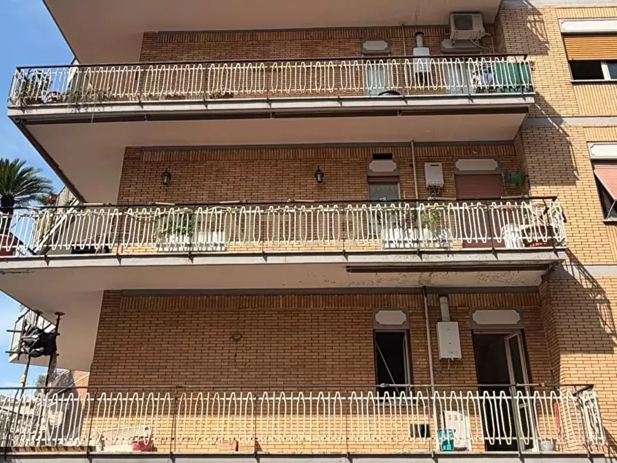 Immagine 5 di Trilocale in vendita  in Via Carlo Dossi 80 a Roma