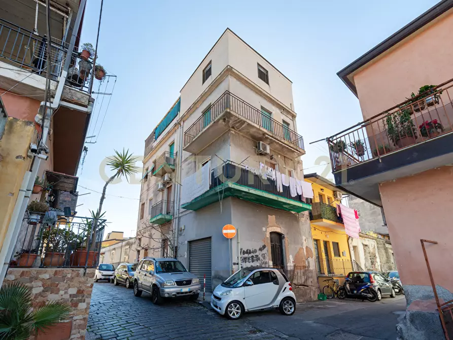 Immagine 1 di Quadrilocale in vendita  in Via Grassi 61 a Catania