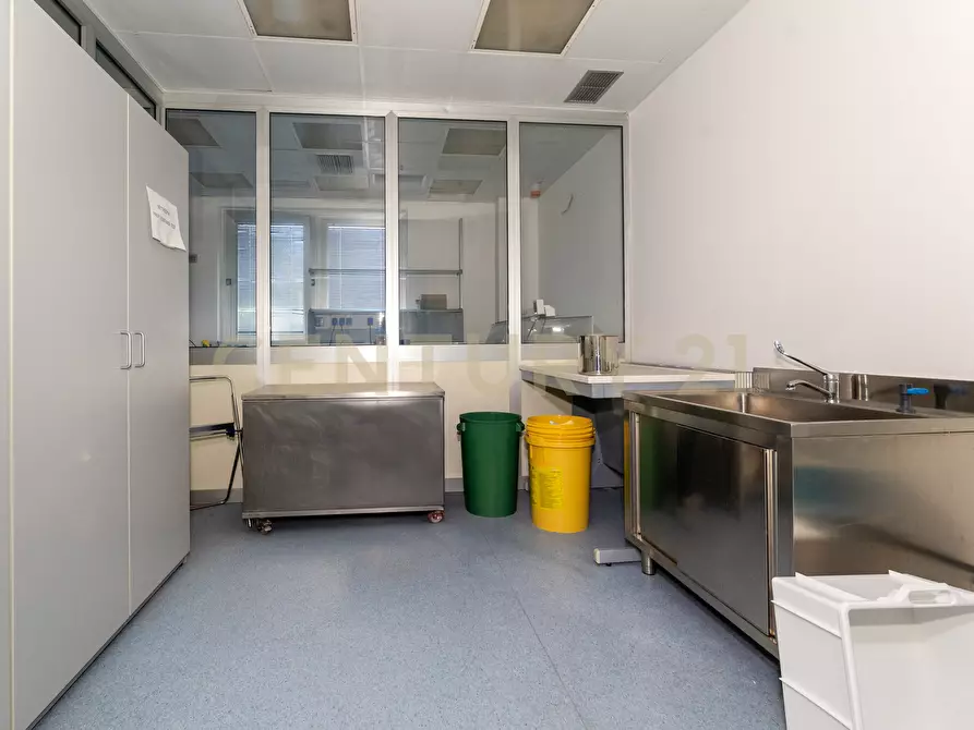 Immagine 19 di Attività artigianale in vendita  in Strada III Mimosa 14 a Catania