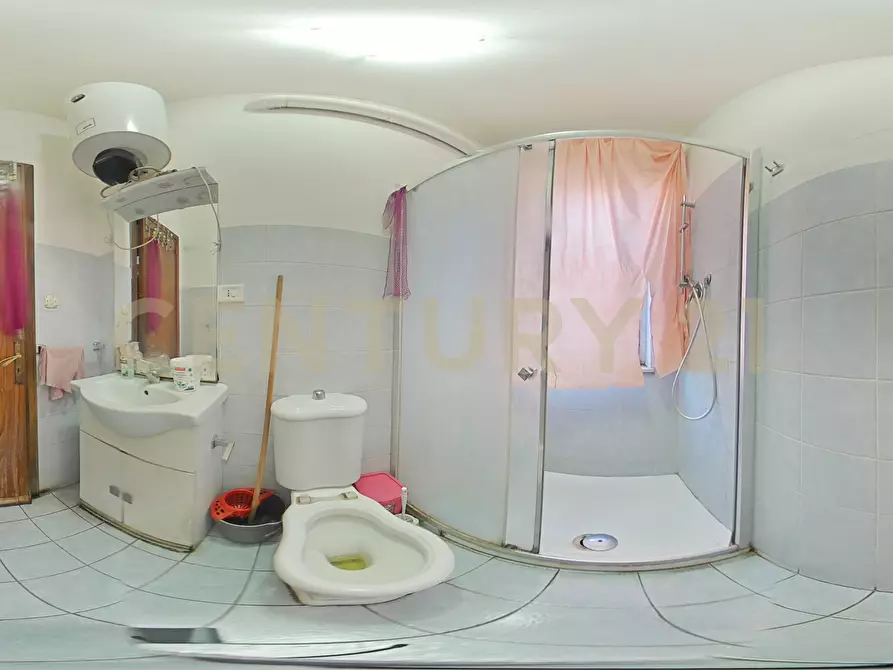 Immagine 52 di Pentalocale in vendita  in Viale Andrea Doria 13 a Catania