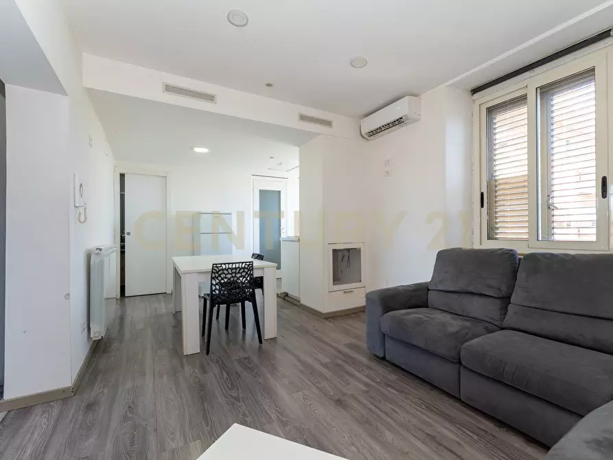 Immagine 1 di Trilocale in vendita  in Via Vittorio Emanuele Orlando 24 a Tremestieri Etneo