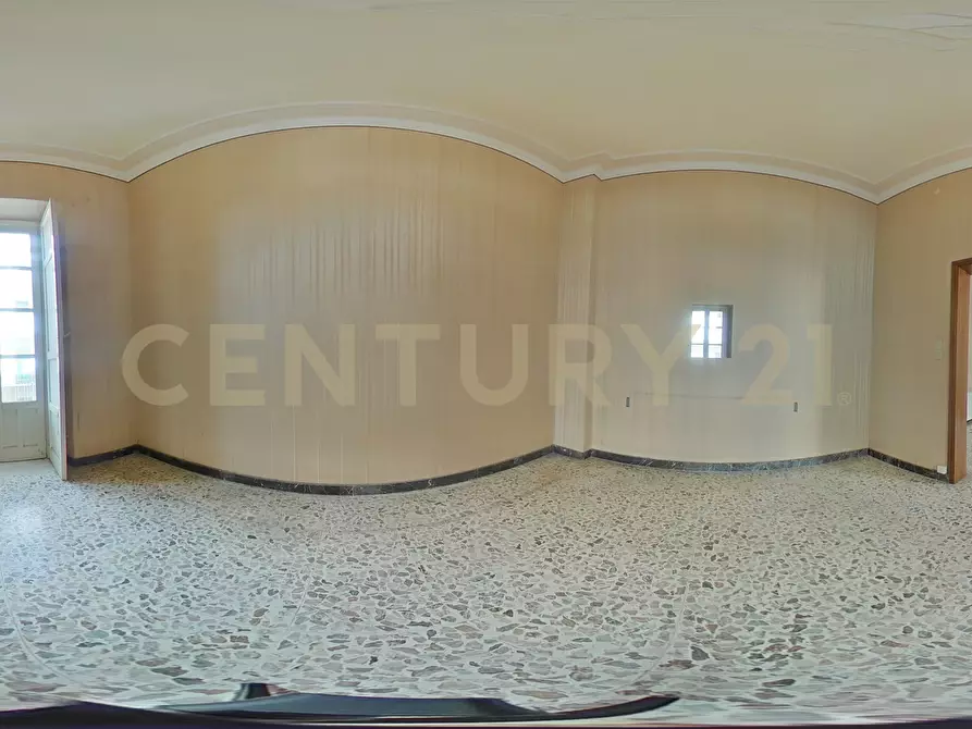 Immagine 62 di Pentalocale in vendita  in Via Milano 60 a Catania