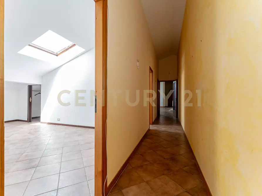 Immagine 22 di Quadrilocale in vendita  in Via Macello 86 a San Giovanni La Punta