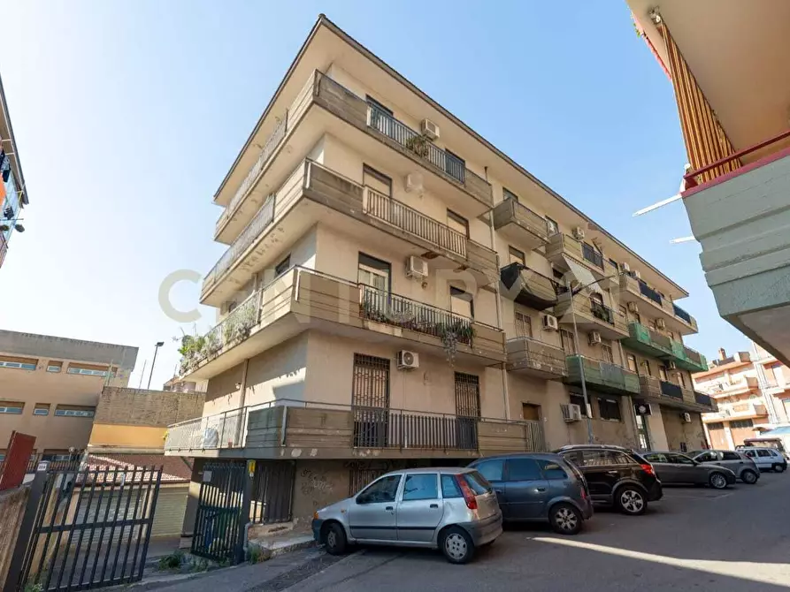 Immagine 25 di Trilocale in vendita  in Via Alfredo Rampi 24 a Aci Catena