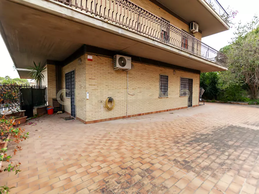 Immagine 21 di Trilocale in vendita  in Via Montasola 34 a Roma