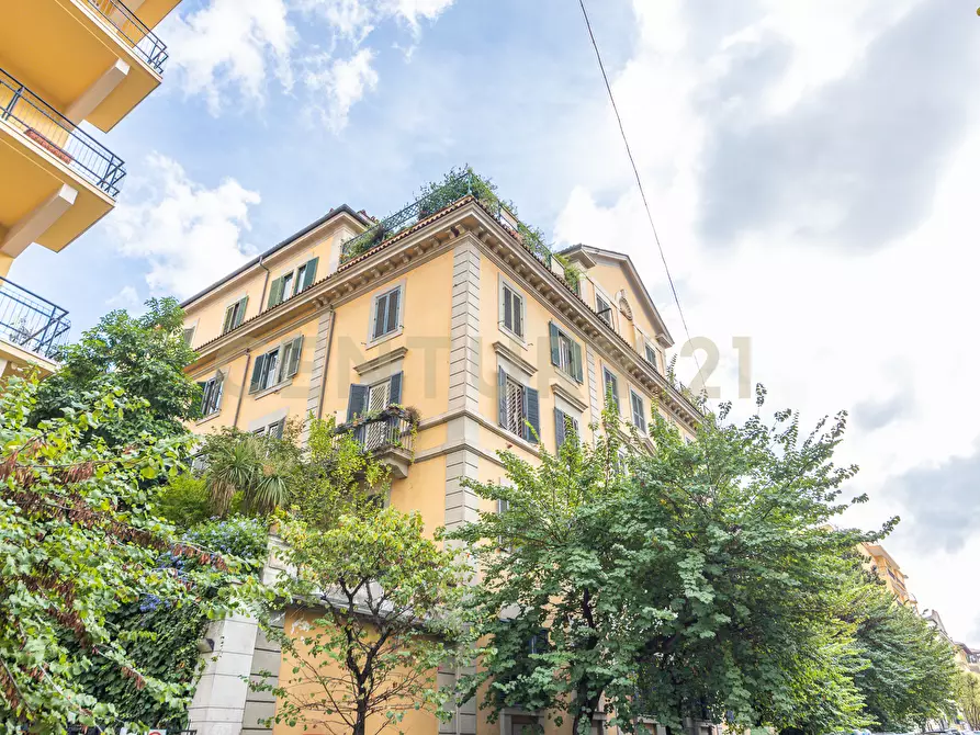 Immagine 49 di Pentalocale in affitto  in Via Tronto 18 a Roma