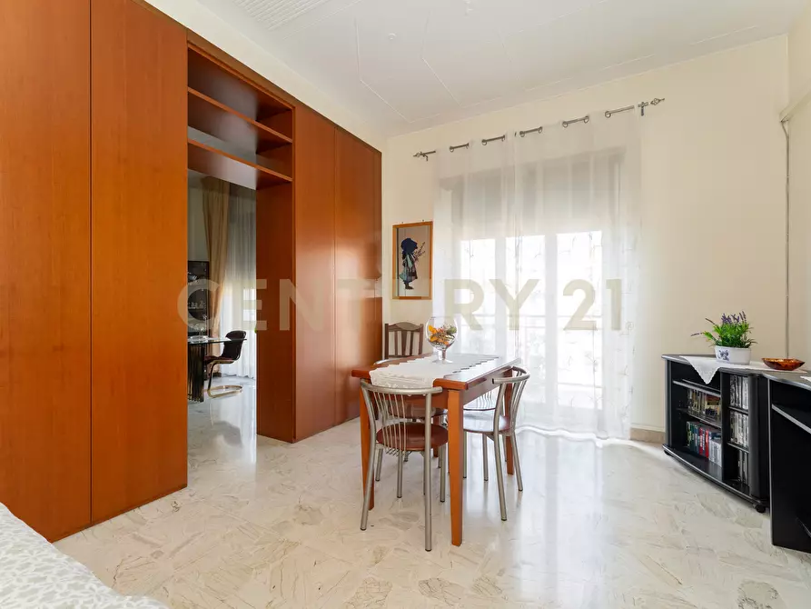 Immagine 17 di Quadrilocale in vendita  in Via Vincenzo Giuffrida 194 a Catania