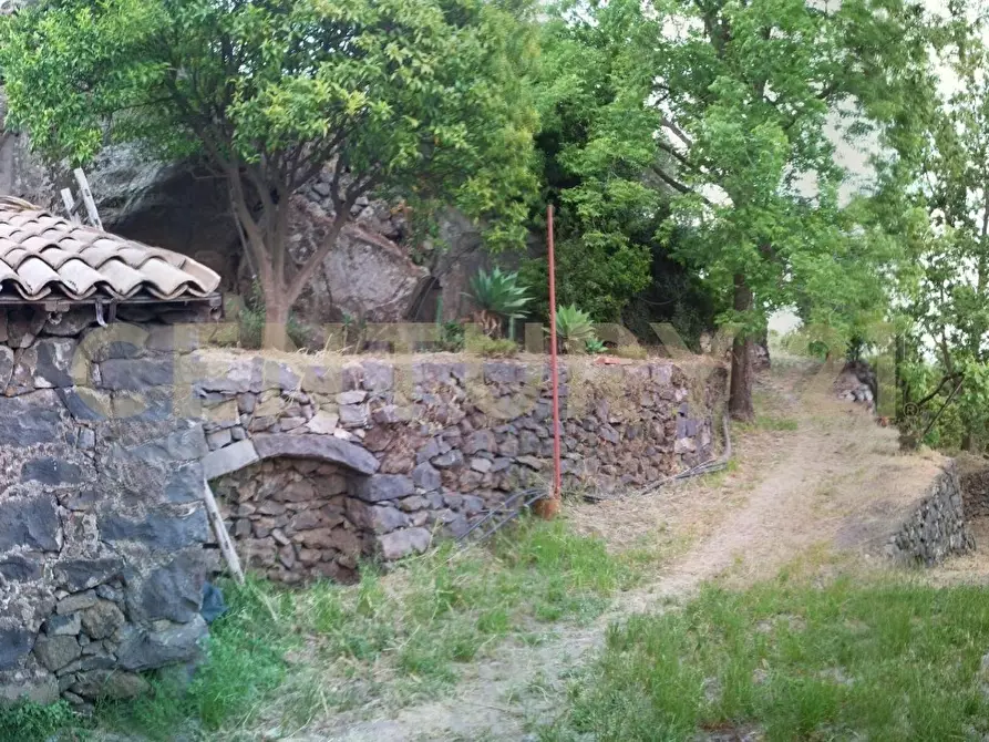 Immagine 21 di Casa bifamiliare in vendita  in Via del Santuario 26 a Giarre