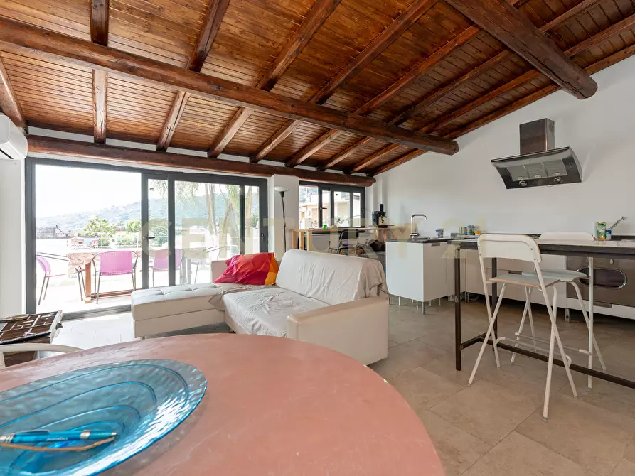 Immagine 3 di Porzione di casa in vendita  in Via Ariazzi 13 a Acireale