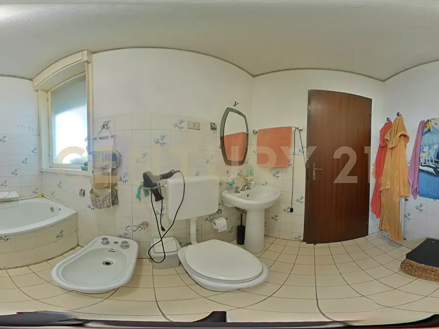 Immagine 45 di Trilocale in vendita  in VIALE CASTAGNOLA 17 a Catania