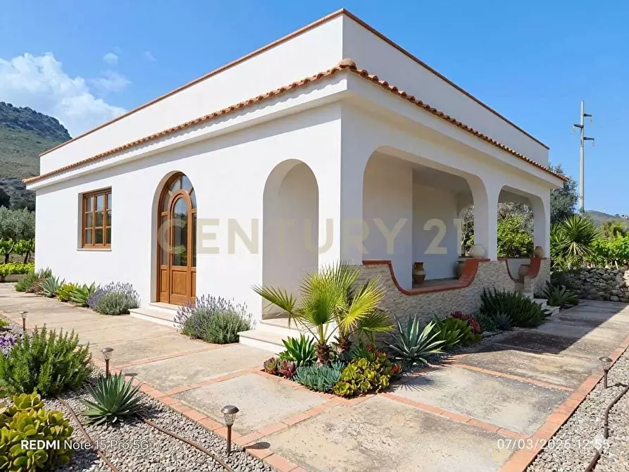 Immagine 2 di Villa in vendita  in Via Del Mandarino 5 a Misilmeri