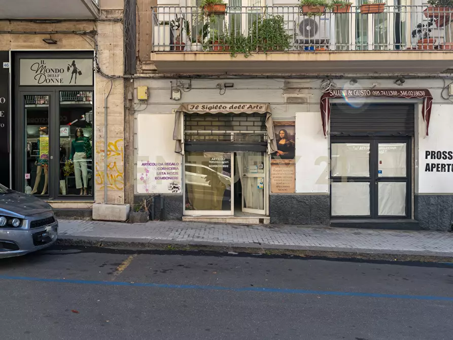 Immagine 3 di Attività artigianale in vendita  in Via Pasubio 44 a Catania
