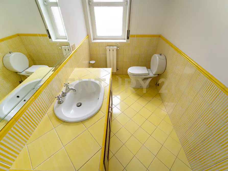 Immagine 28 di Trilocale in vendita  in Via Acquedotto Greco 181 a Catania